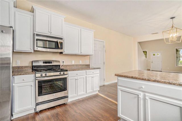 1736 Walton Reserve Way, Austell, GA 30168