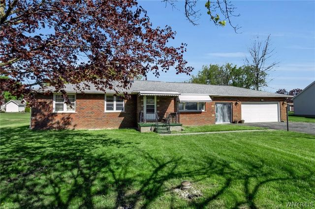 8130 Packard Road, Niagara, NY 14304