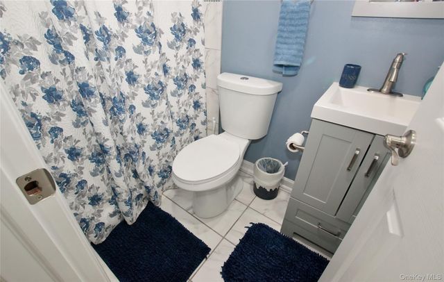 278 S Long Beach Avenue, Freeport, NY 11520