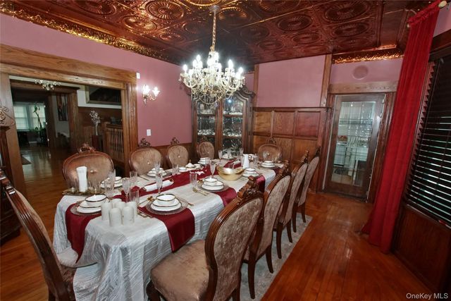 278 S Long Beach Avenue, Freeport, NY 11520