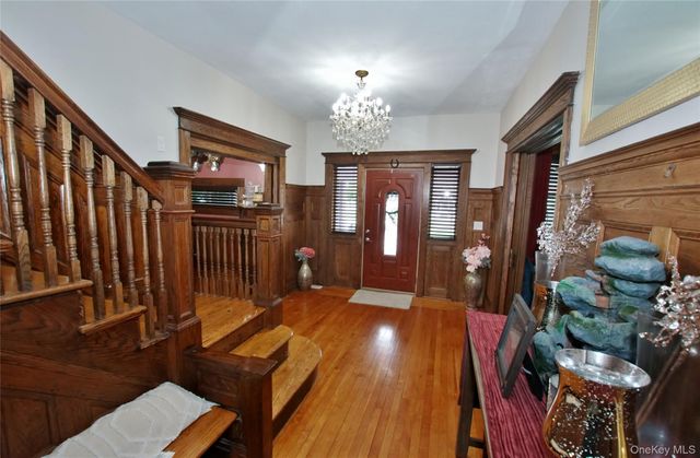 278 S Long Beach Avenue, Freeport, NY 11520