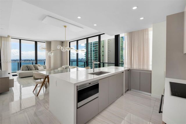 480 NE 31st St 3401, Miami, FL 33137