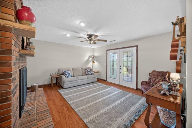 4160 Standing Rock Rd, Jamestown, TN 38556