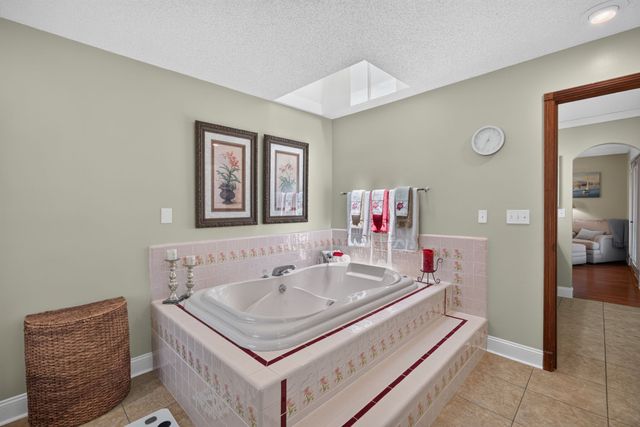 4160 Standing Rock Rd, Jamestown, TN 38556