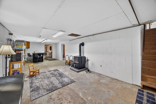 4160 Standing Rock Rd, Jamestown, TN 38556