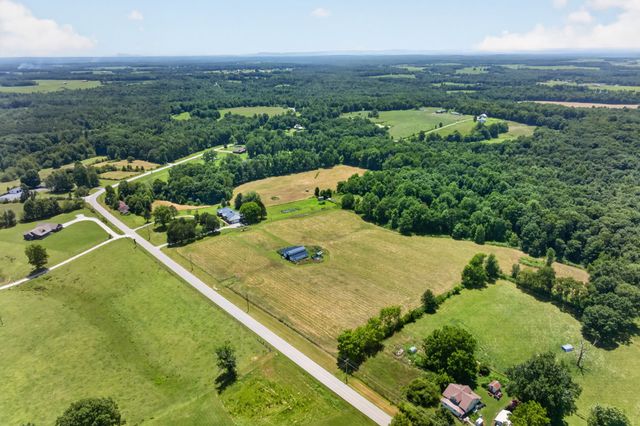 4160 Standing Rock Rd, Jamestown, TN 38556