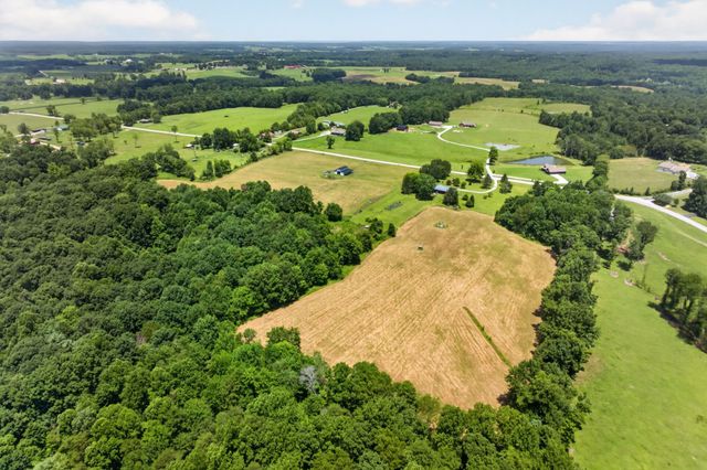 4160 Standing Rock Rd, Jamestown, TN 38556