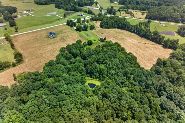 4160 Standing Rock Rd, Jamestown, TN 38556