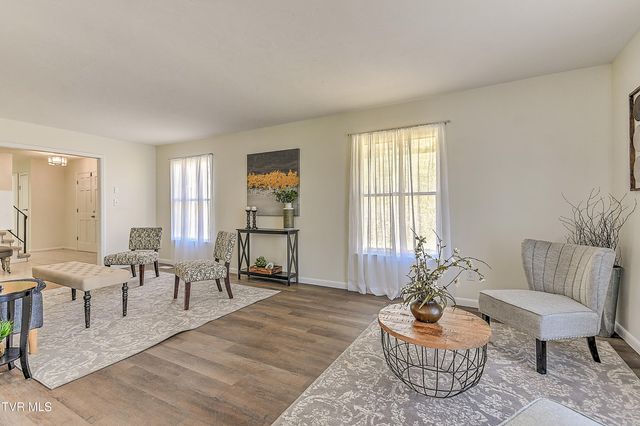 398 Hales Chapel Road, Gray, TN 37615