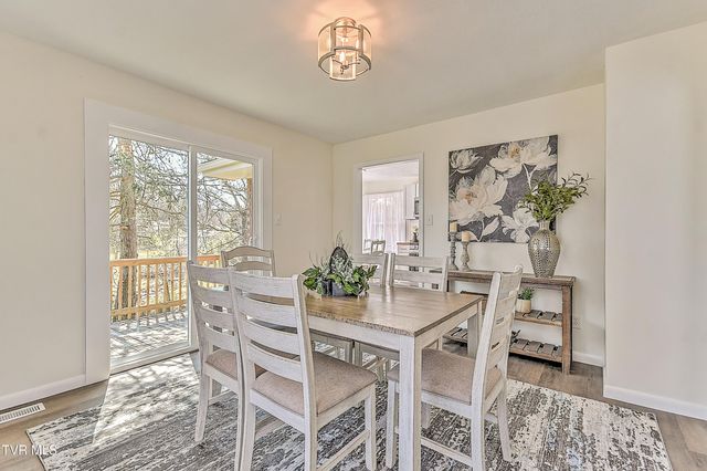 398 Hales Chapel Road, Gray, TN 37615