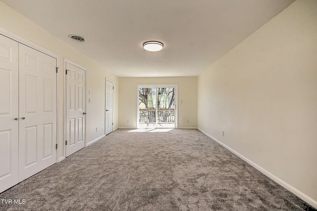 398 Hales Chapel Road, Gray, TN 37615