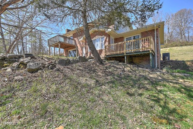 398 Hales Chapel Road, Gray, TN 37615