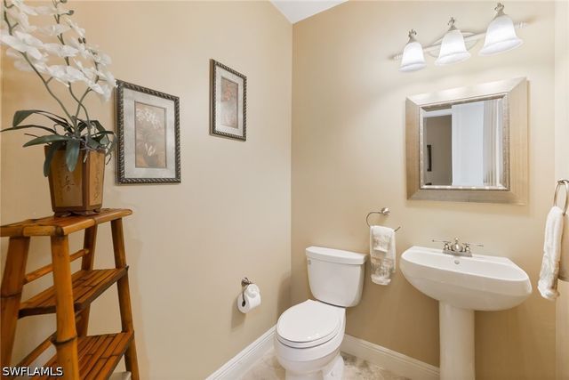 10620 Gulf Shore DR 602, Naples, FL 34108