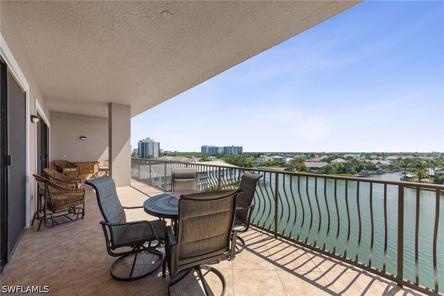 10620 Gulf Shore DR 602, Naples, FL 34108