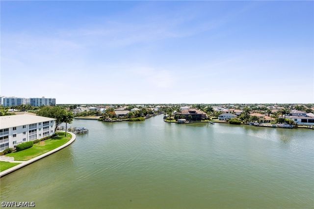 10620 Gulf Shore DR 602, Naples, FL 34108