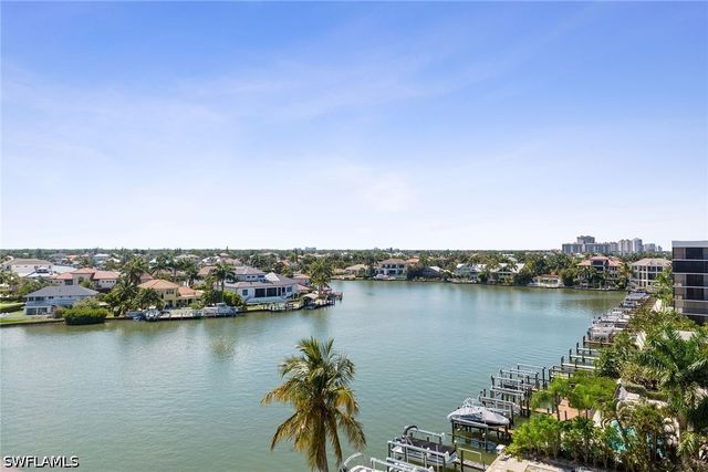10620 Gulf Shore DR 602, Naples, FL 34108