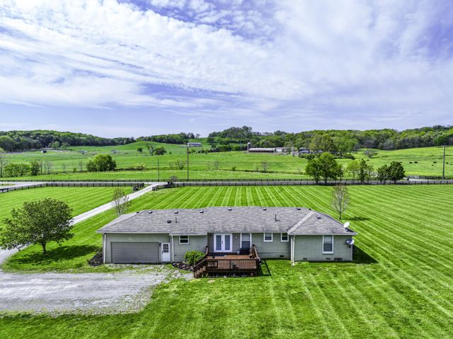 6865 Flat Creek Rd, College Grove, TN 37046