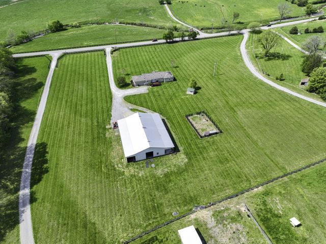 6865 Flat Creek Rd, College Grove, TN 37046