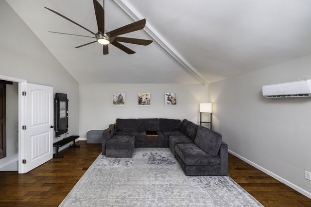 6865 Flat Creek Rd, College Grove, TN 37046