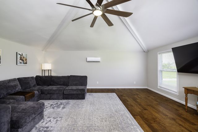 6865 Flat Creek Rd, College Grove, TN 37046