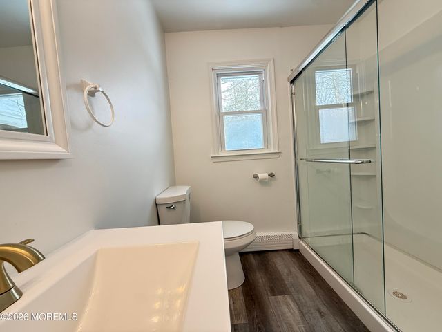 63 Shorewood Drive, Bayville, NJ 08721