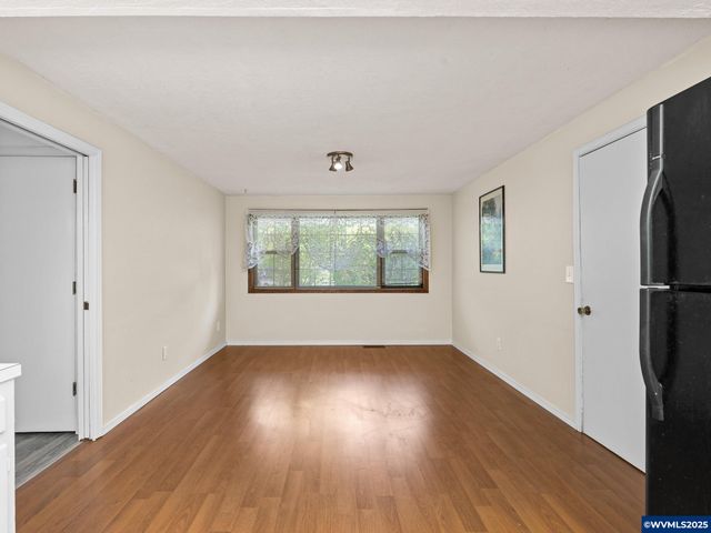 4981 Jones Rd, Salem, OR 97302