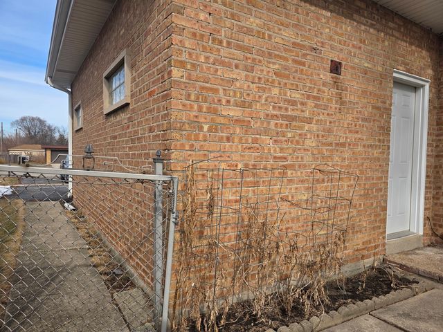 853 E 166th Street, South Holland, IL 60473