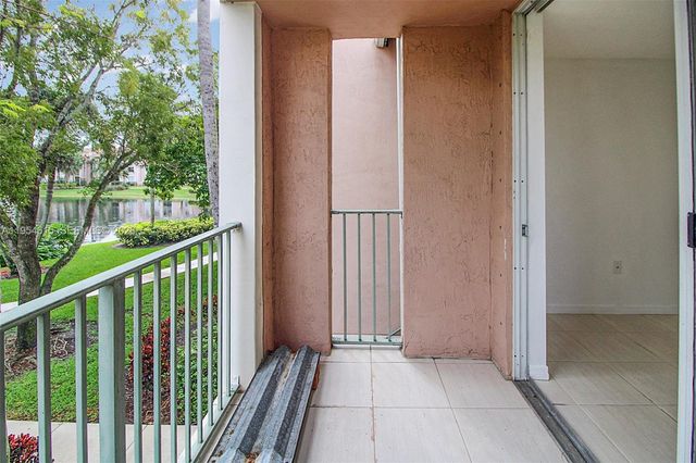 12136 Saint Andrews Pl 204, Miramar, FL 33025