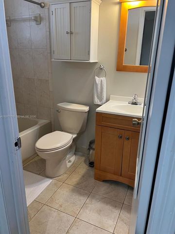 4911 SW 142nd Pl, Miami, FL 33175