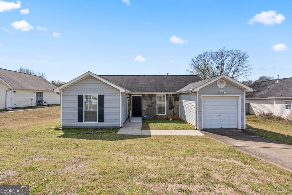 408 Autumn Lake Courts, Mcdonough, GA 30253