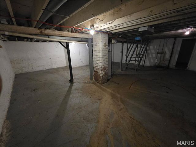 26 Lamar Drive, Jennings, MO 63136