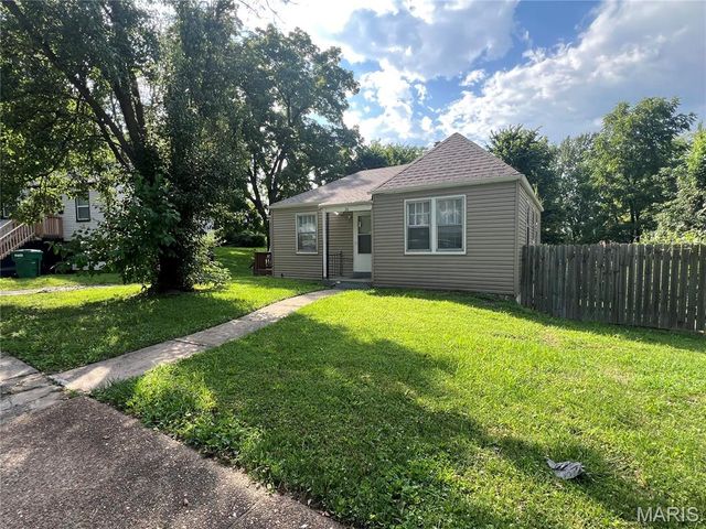 26 Lamar Drive, Jennings, MO 63136