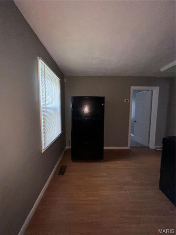 26 Lamar Drive, Jennings, MO 63136