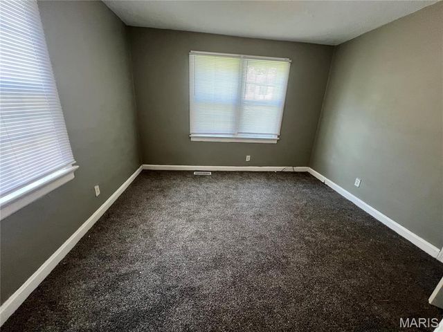 26 Lamar Drive, Jennings, MO 63136