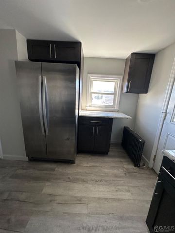 35 Lavern Street 2 Flr, Sayreville, NJ 08872