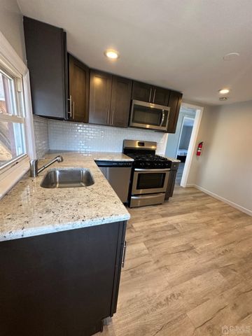 35 Lavern Street 2 Flr, Sayreville, NJ 08872