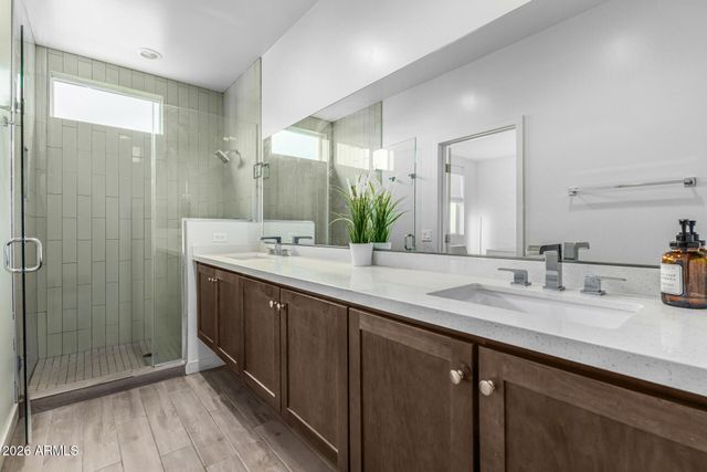 325 E CORONADO Road 13, Phoenix, AZ 85004