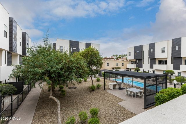 325 E CORONADO Road 13, Phoenix, AZ 85004