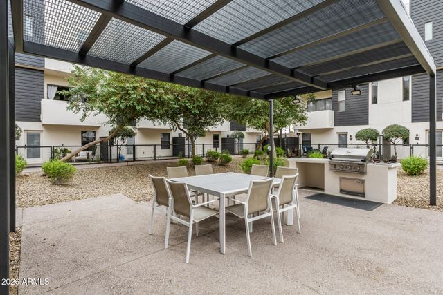 325 E CORONADO Road 13, Phoenix, AZ 85004