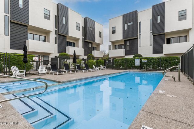 325 E CORONADO Road 13, Phoenix, AZ 85004