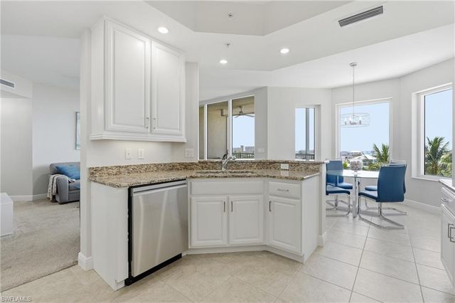 4182 Bay Beach LN 754, Fort Myers Beach, FL 33931