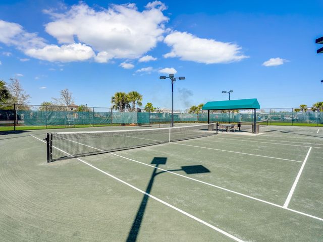 837 SE Courances Drive, Port St Lucie, FL 34984