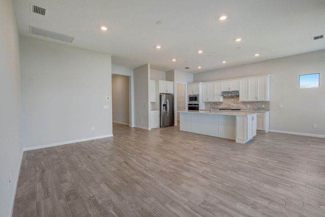 837 SE Courances Drive, Port St Lucie, FL 34984