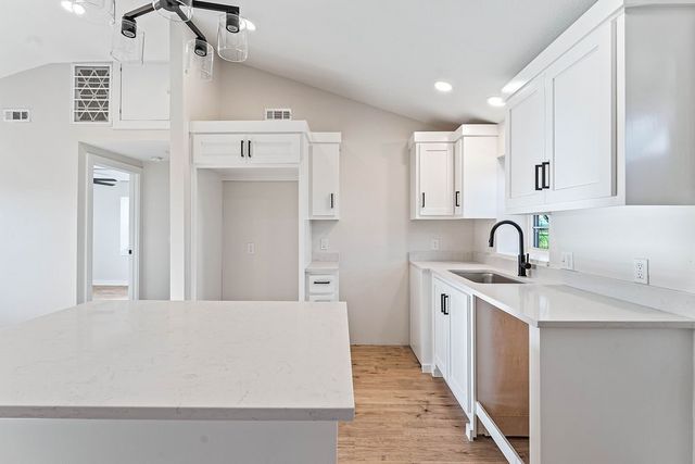 145 Coy Road, Anderson, MO 64831