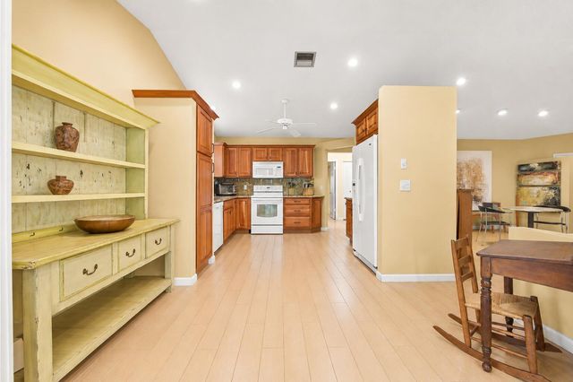701 NW 25TH Avenue, Delray Beach, FL 33445