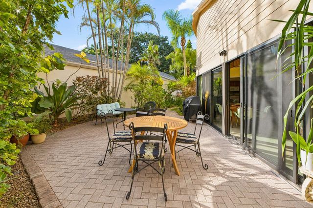 701 NW 25TH Avenue, Delray Beach, FL 33445