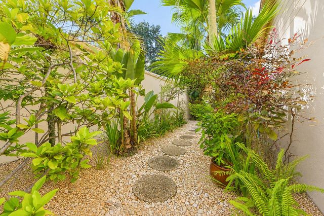 701 NW 25TH Avenue, Delray Beach, FL 33445