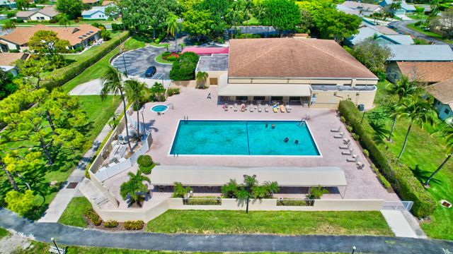 701 NW 25TH Avenue, Delray Beach, FL 33445