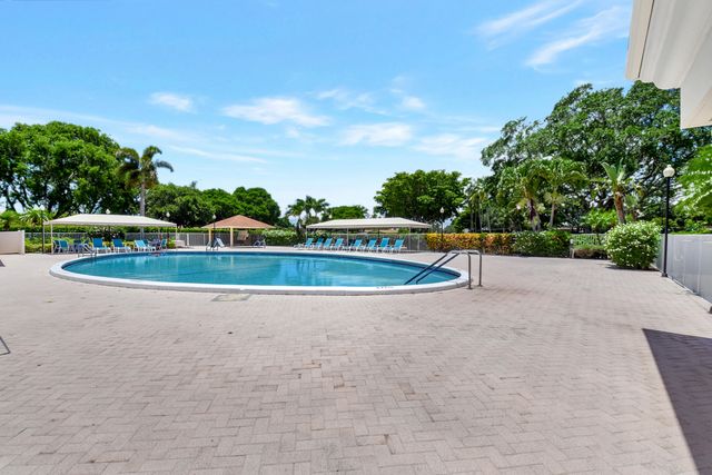 701 NW 25TH Avenue, Delray Beach, FL 33445