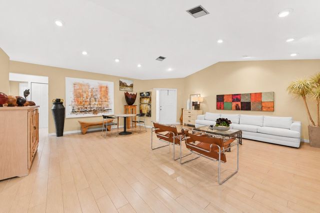701 NW 25TH Avenue, Delray Beach, FL 33445